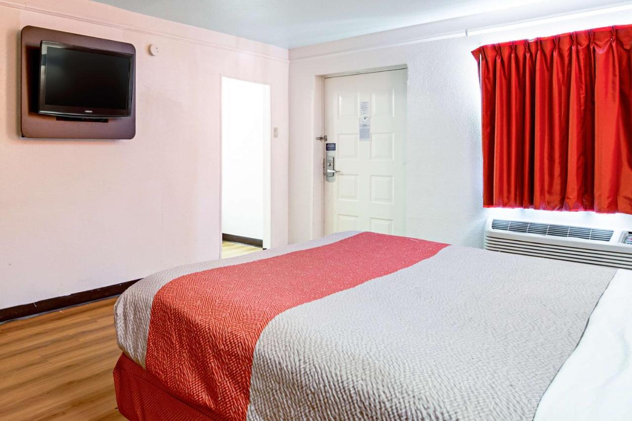 Motel 6 Texas City Buitenkant foto