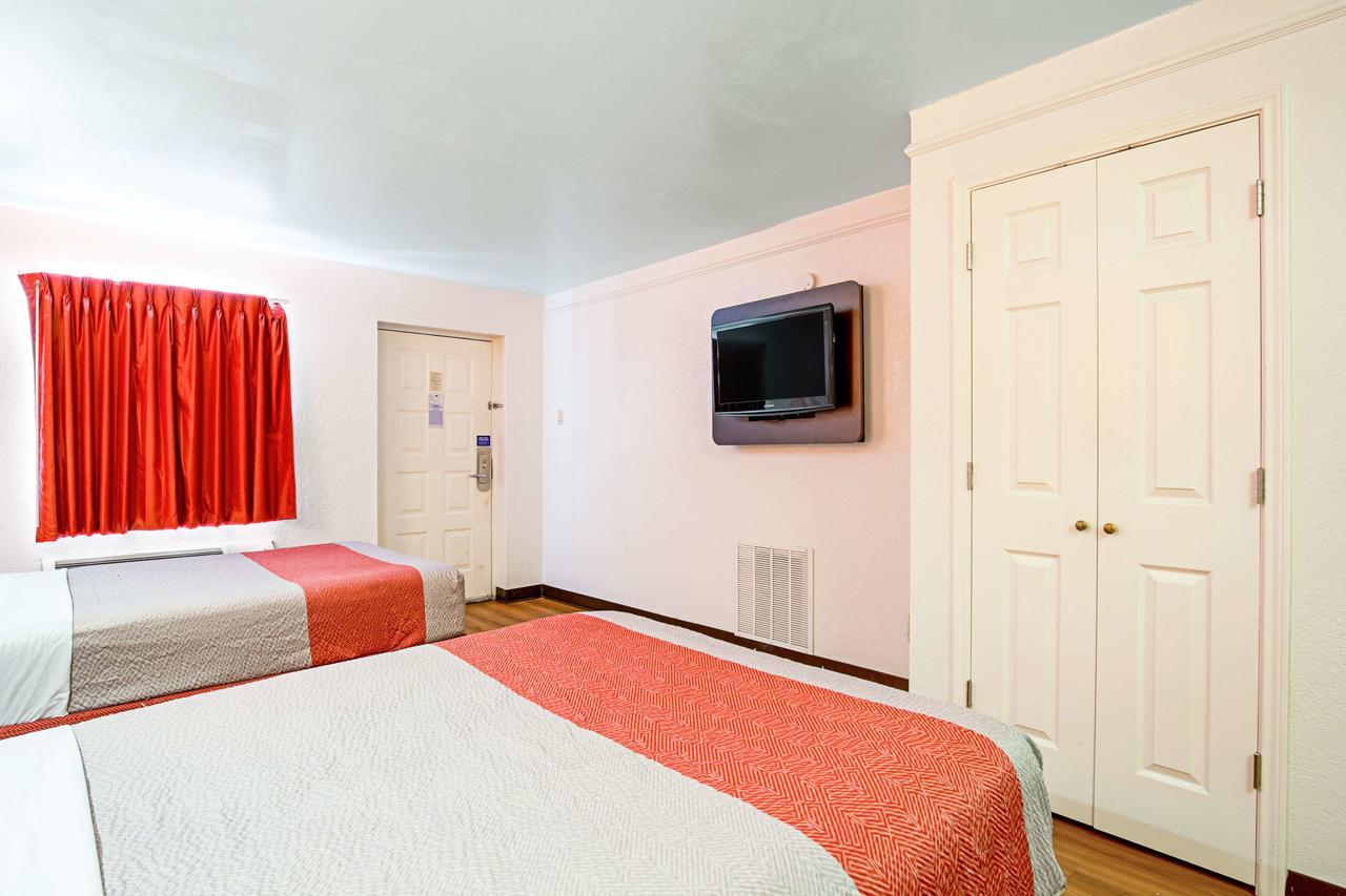 Motel 6 Texas City Buitenkant foto