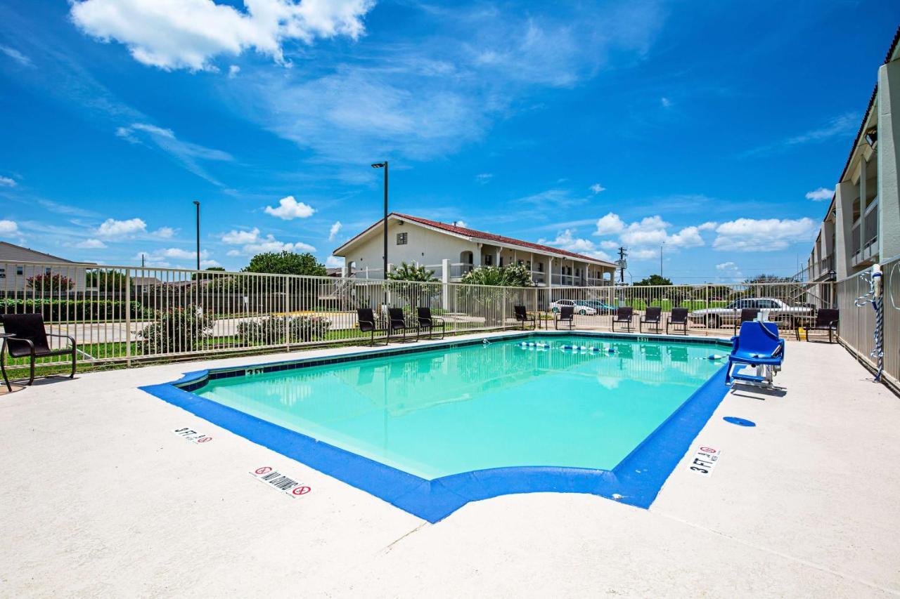 Motel 6 Texas City Buitenkant foto