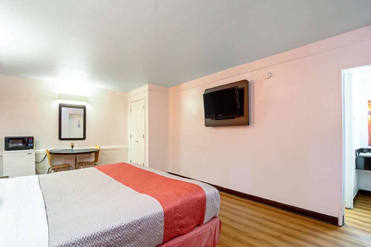 Motel 6 Texas City Buitenkant foto